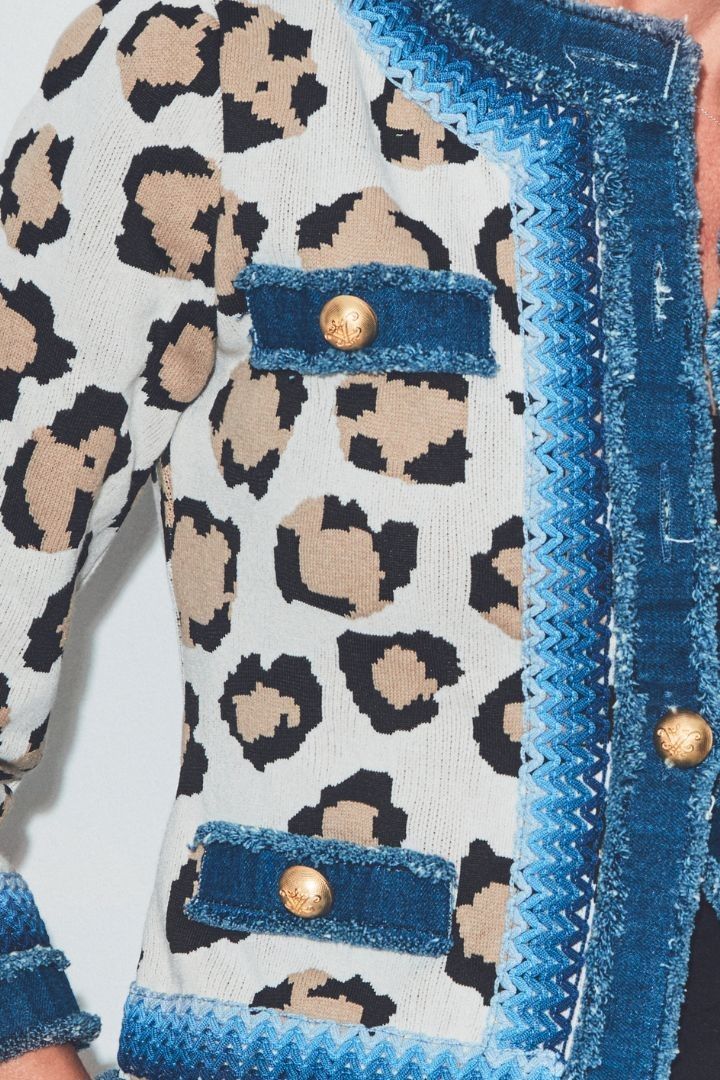 chaqueta-animal-print-nicola_04